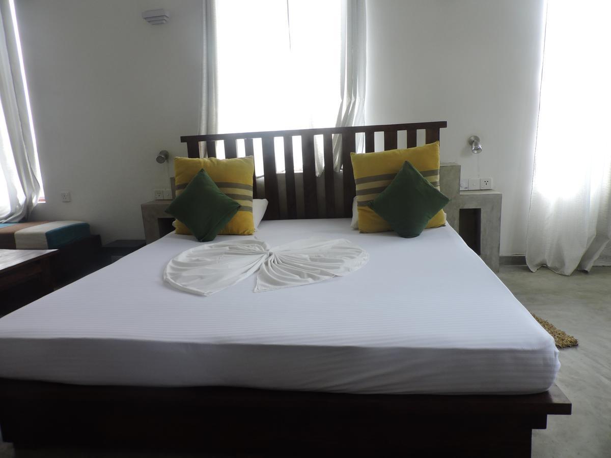 Primrose Guest House Unawatuna Exterior foto