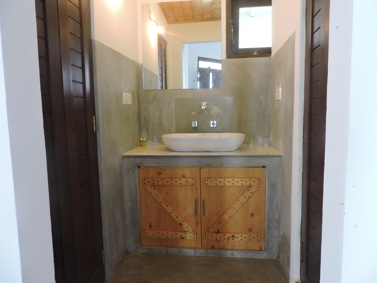 Primrose Guest House Unawatuna Exterior foto